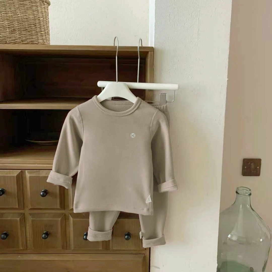 62011洹彩2025秋冬儿童小奶皮套装长袖长裤两件套秋衣秋裤套装