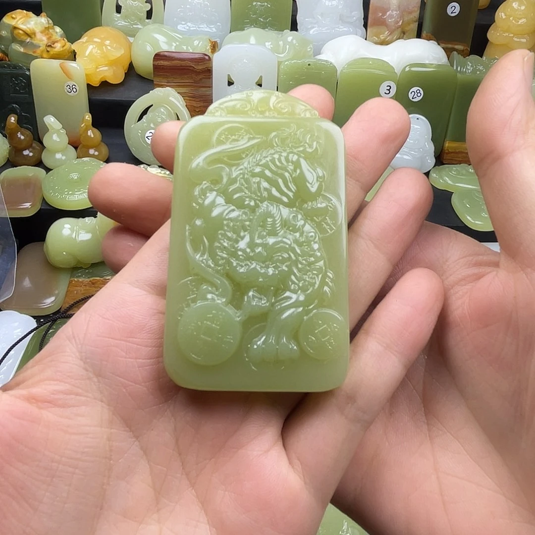 悲****醒时尚潮流百搭款吊坠