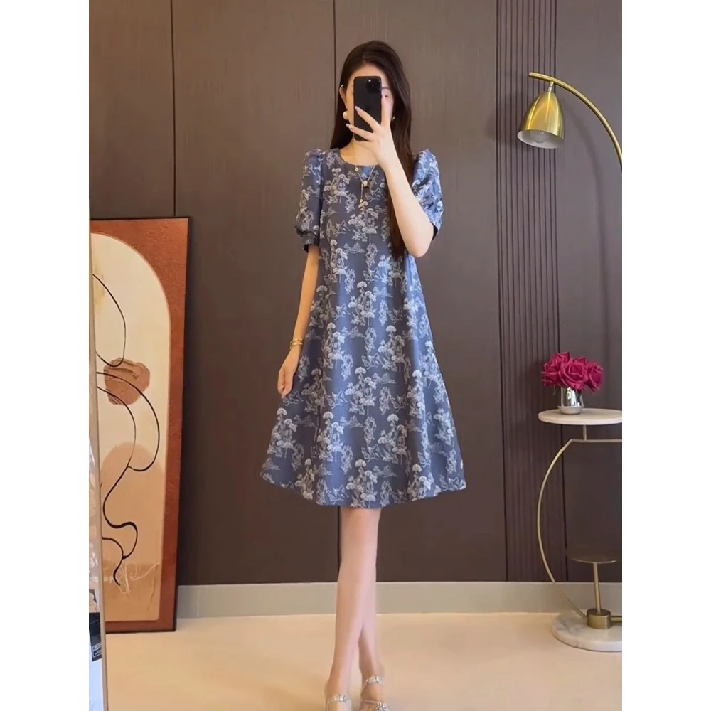 大码夏高级感显瘦遮肚气质连衣裙胖mm短袖设计款碎花泡泡袖A字裙