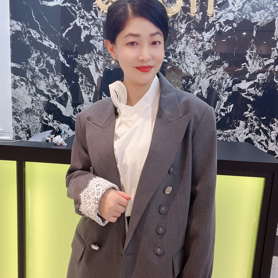 n'one26春季新款灰色休闲宽松西装外套气质名媛通勤蕾丝拼接8035