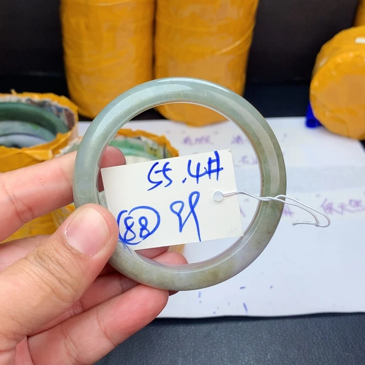 未镶嵌手镯翡翠88