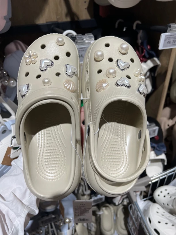 代购许昌超市增高洞洞鞋