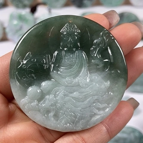 翡翠颈饰未镶嵌玉龙大日如来福利