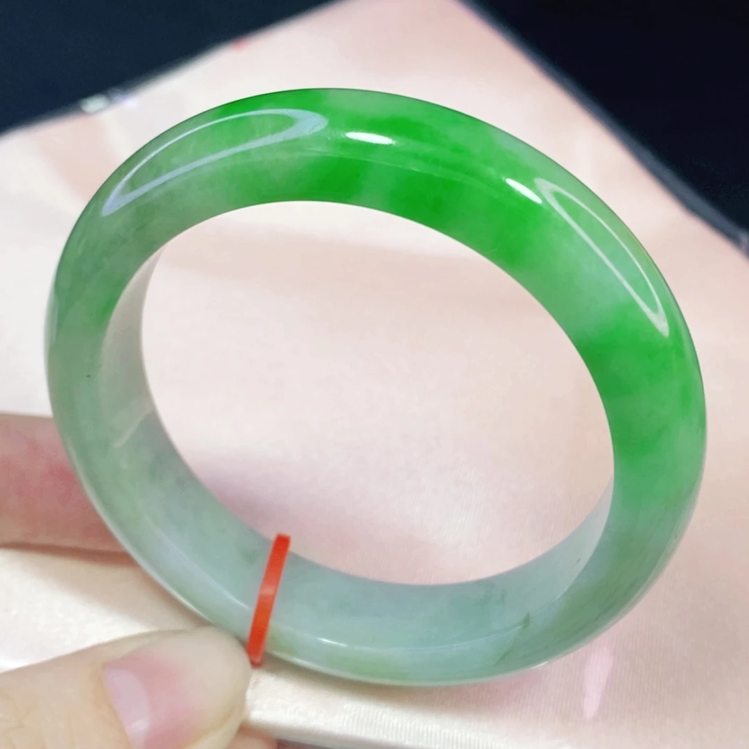 未镶嵌手镯翡翠52.6正圈