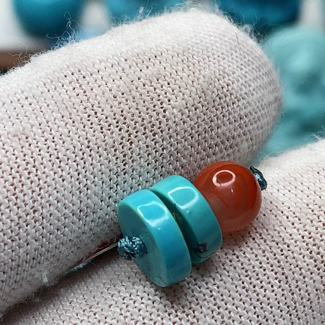 南红玛瑙未镶嵌珠宝奇石