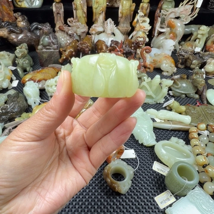 和田玉挂件未镶嵌用****8