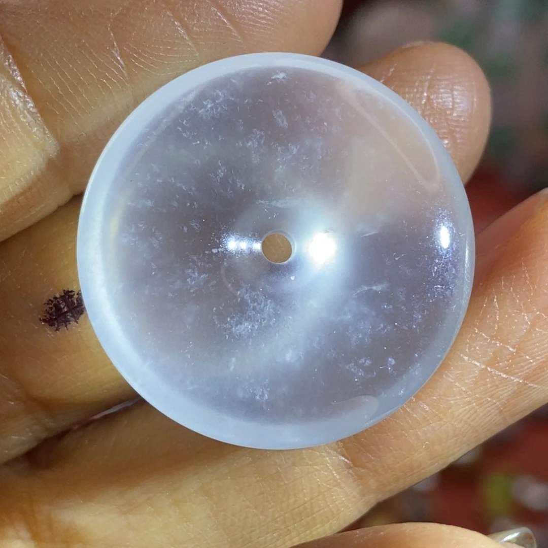 石英质玉颈饰未镶嵌