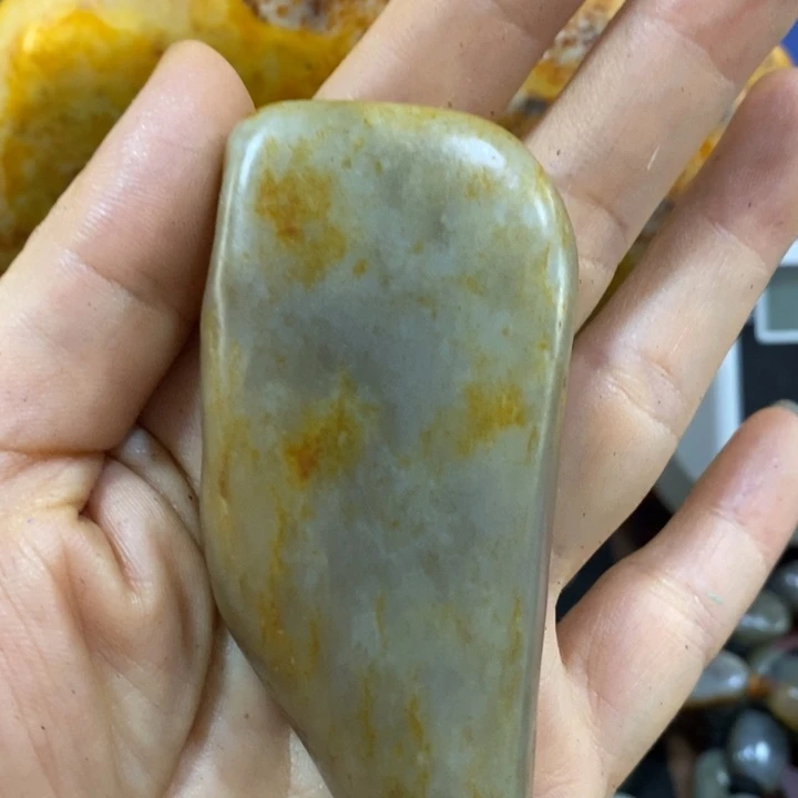 未镶嵌和田玉（糖玉）挂件