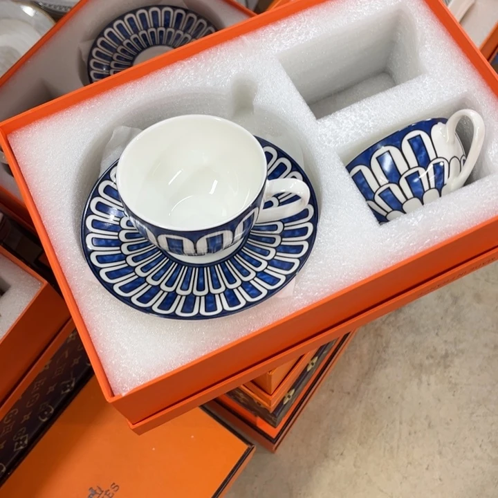 瓷片书斋的主人是一位