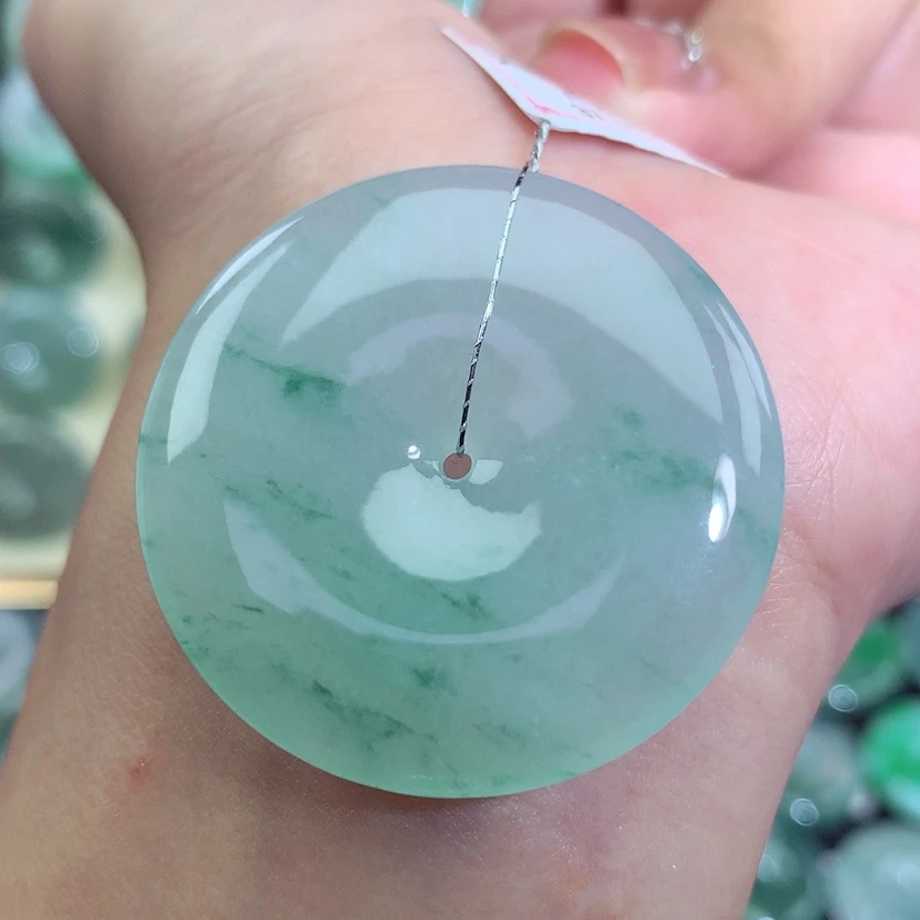 【闪购商品】翡翠未镶嵌吊坠(不含链)