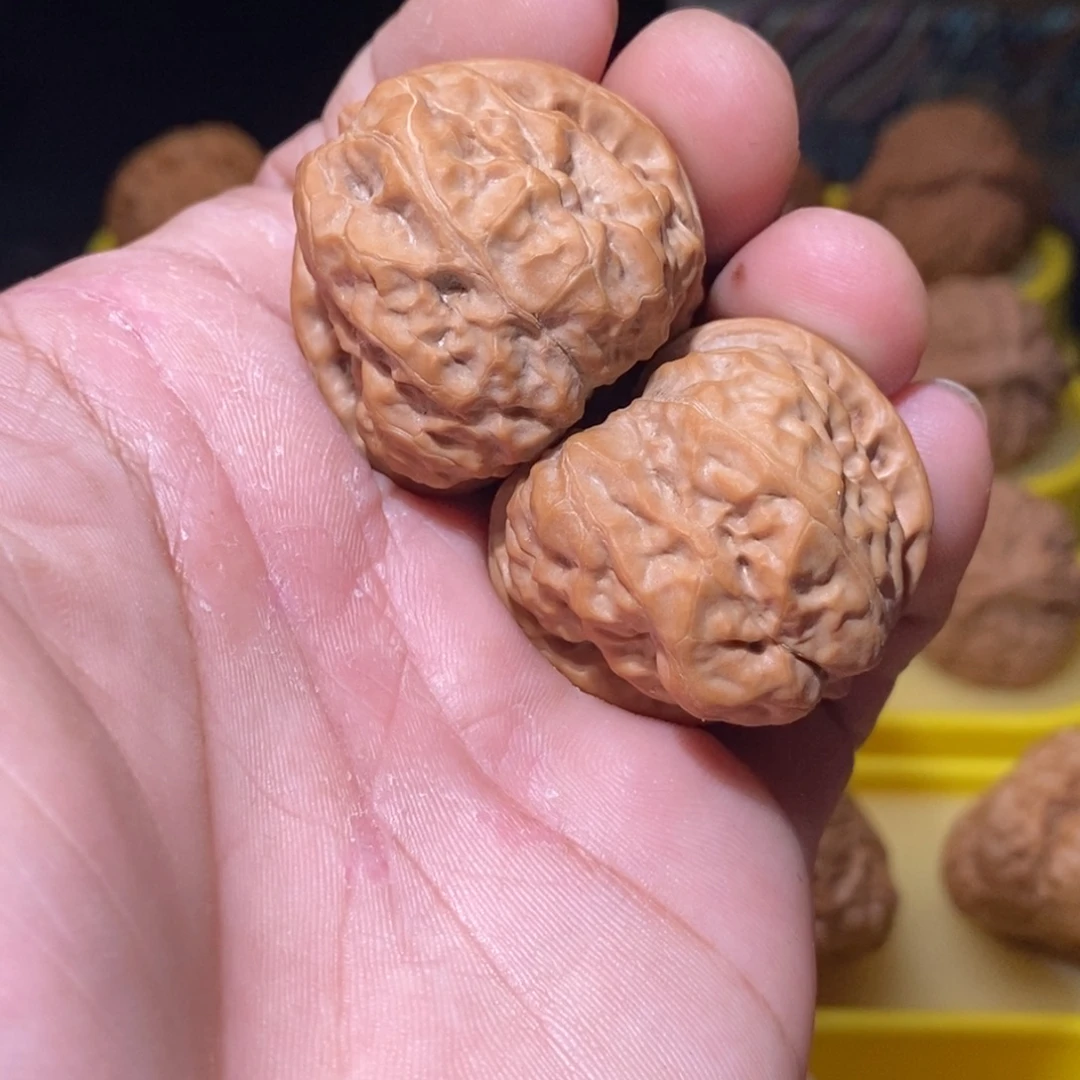 吊坠桃核蛤蟆头尺寸35