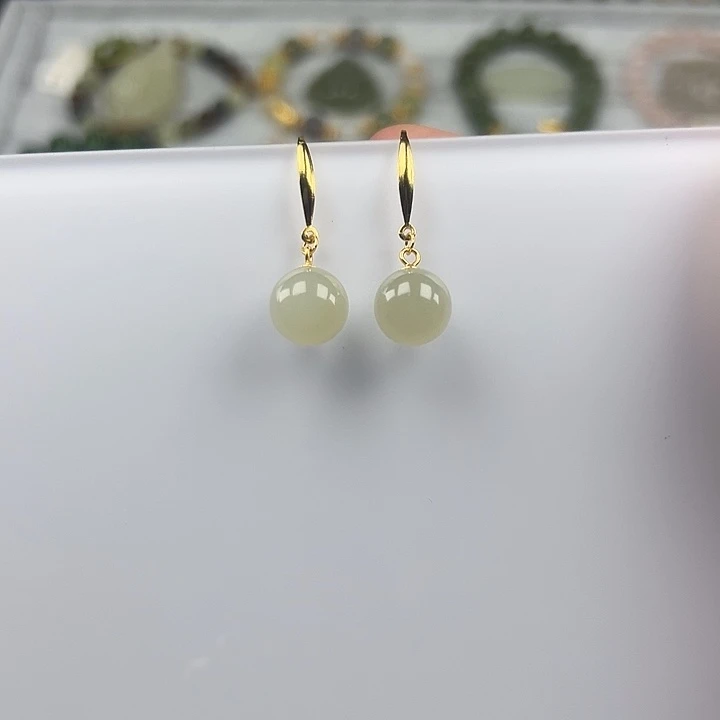 和田玉未镶嵌珠宝半成品