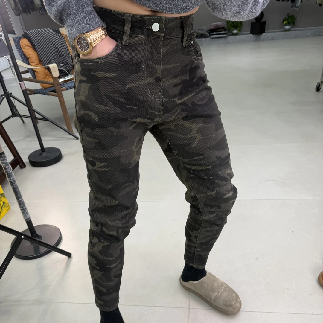 秋冬新款时尚百搭高品质潮款帅气迷彩小脚牛仔裤修身男裤裤子9522