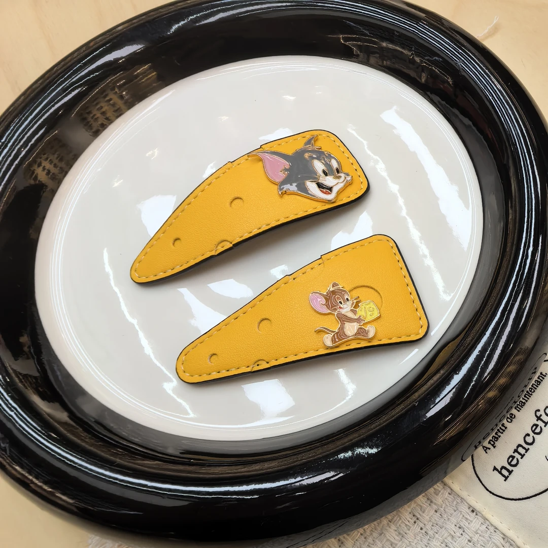 A590黄色奶酪猫和老鼠皮皮三角掰掰夹一对