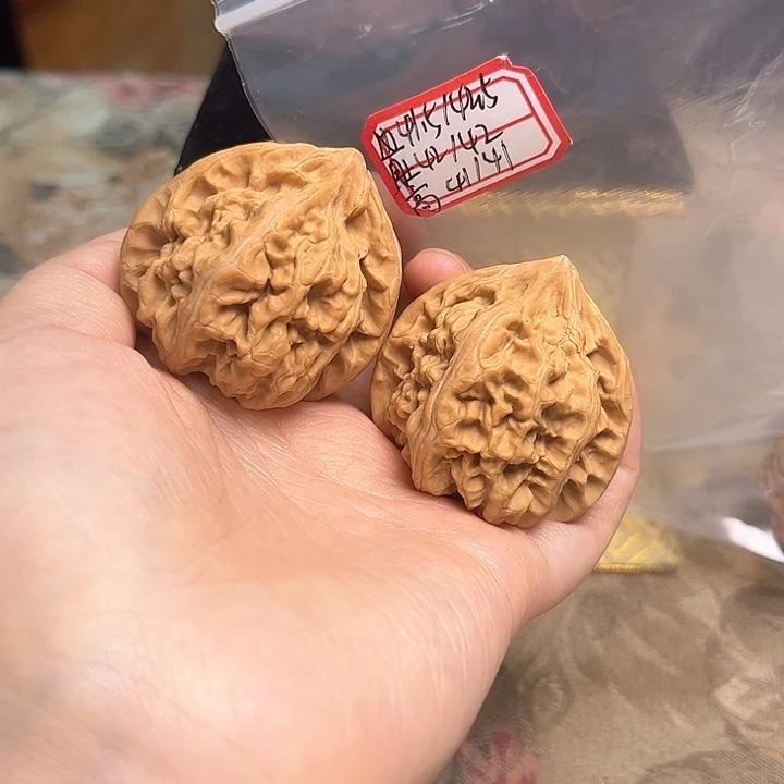 文玩核桃把件马蹄有修