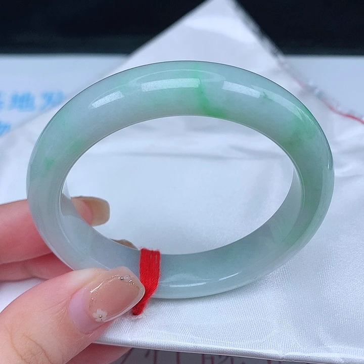 未镶嵌手镯翡翠天然