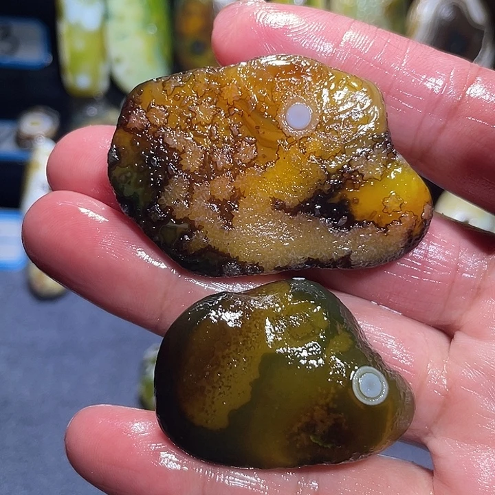 玛瑙/玉髓未镶嵌珠宝奇石