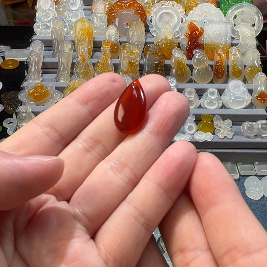 玛瑙/玉髓未镶嵌颈饰