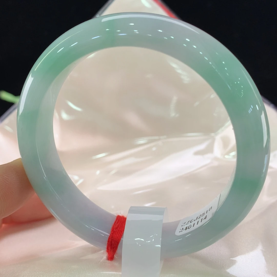 翡翠未镶嵌手镯1114