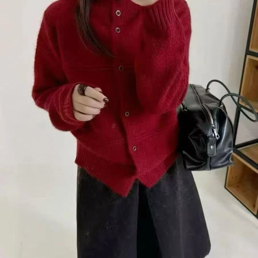 慵懒风高领单排扣针织开衫女宽松新款长袖毛衣外套厚实高级感上衣