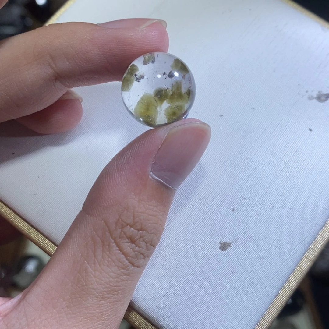 菲***文水晶珠宝半成品未镶嵌16.6m