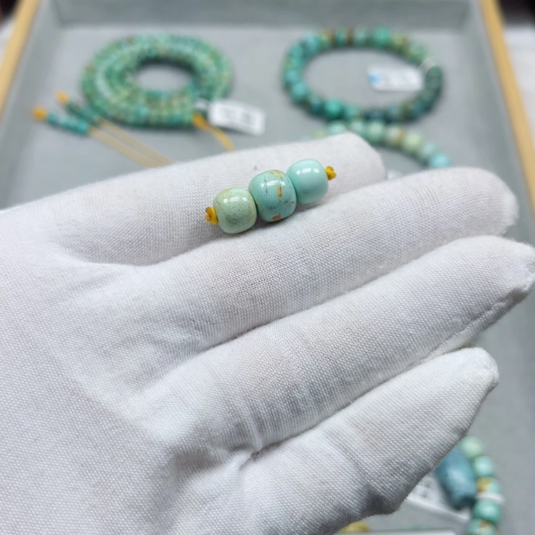 绿松石未镶嵌挂件