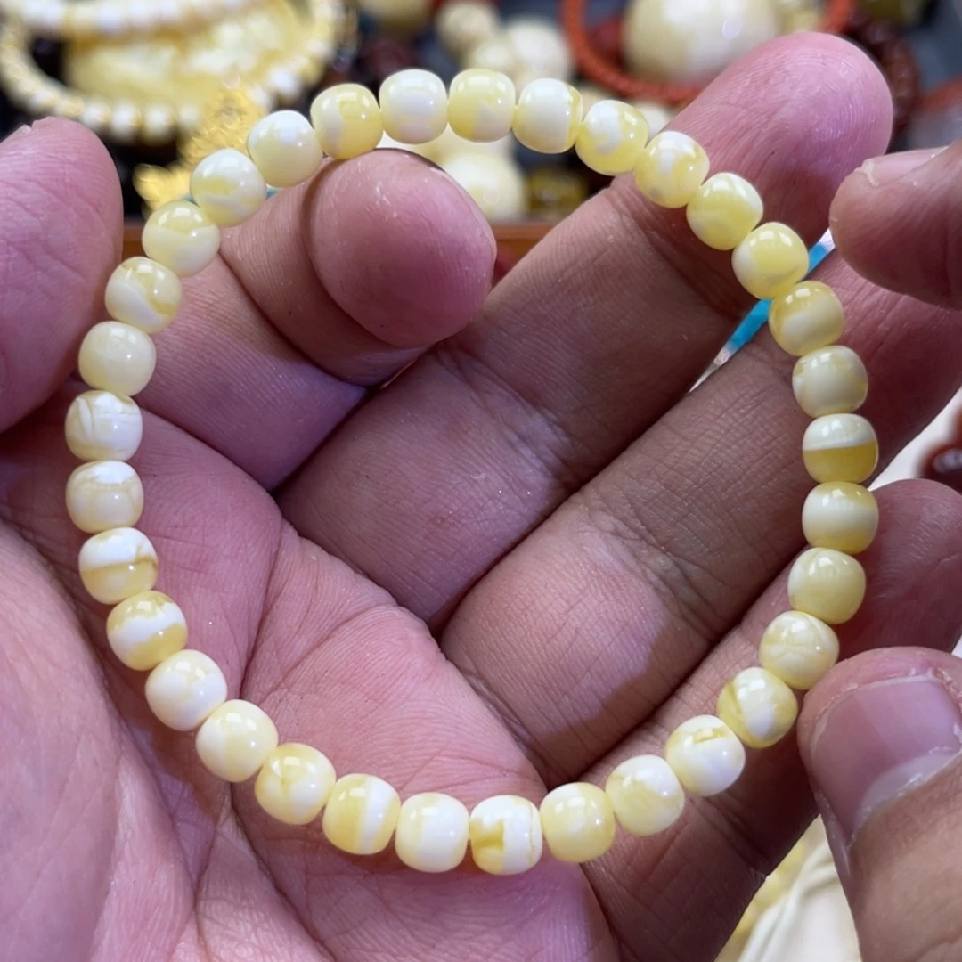 琥珀未镶嵌珠宝奇石81