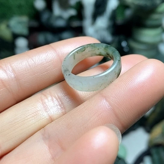 未镶嵌和田玉（糖玉）珠宝半成品