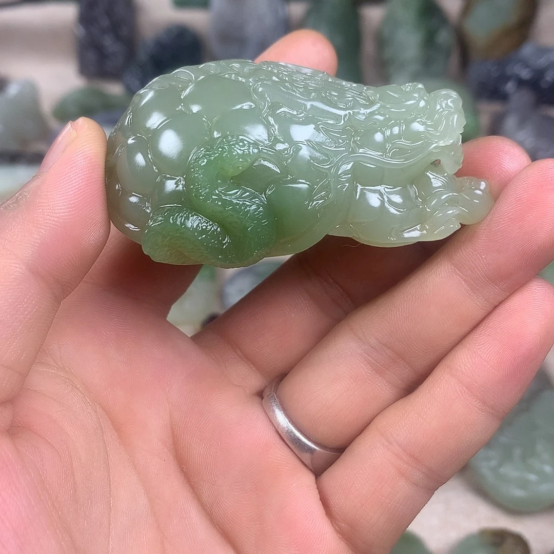 颈饰未镶嵌和田玉