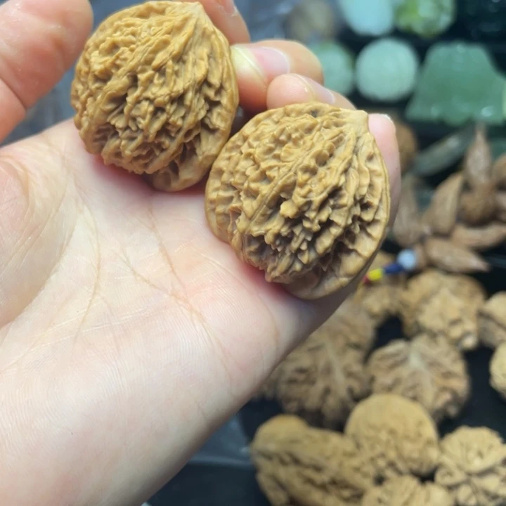 文玩核桃吊坠流星雨36