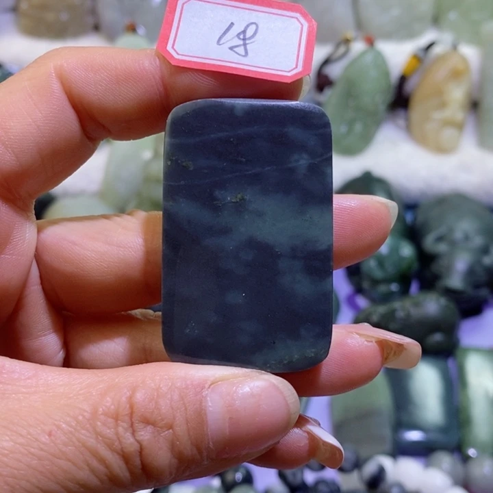 和田玉边角料未镶嵌