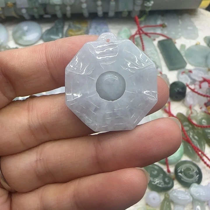 翡翠未镶嵌手链八卦