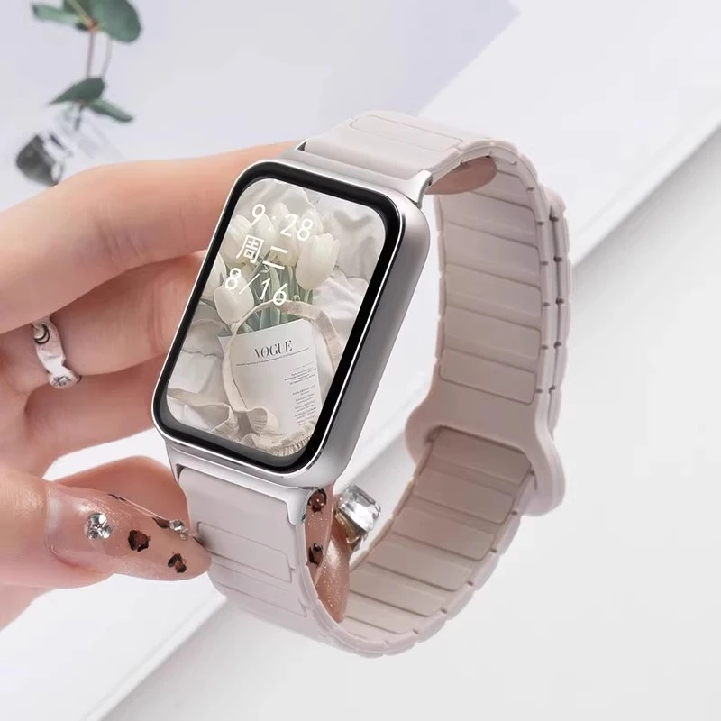 适用小米手环9pro新款磁吸硅胶表带8pro夏天舒适红米watch5替换带