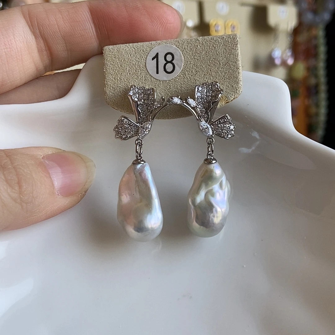 屁****颈饰淡水珍珠合金特价耳饰18号