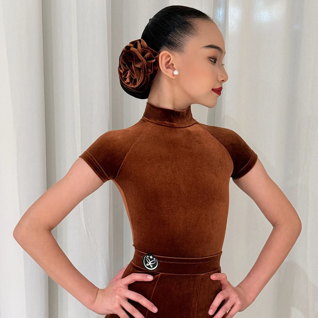 星辰舞服「韩国绒」松露巧克力短袖拉丁舞规定赛服