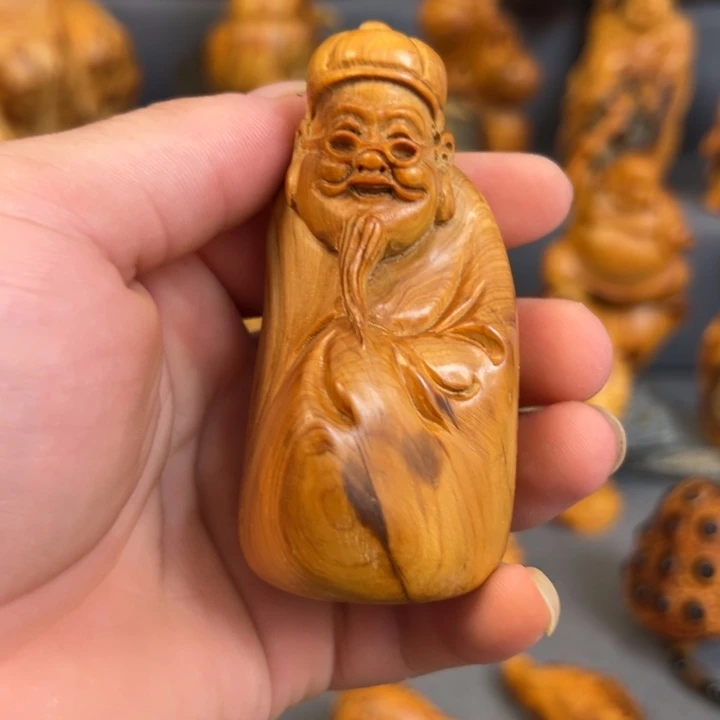 柏木（崖柏）点点关注