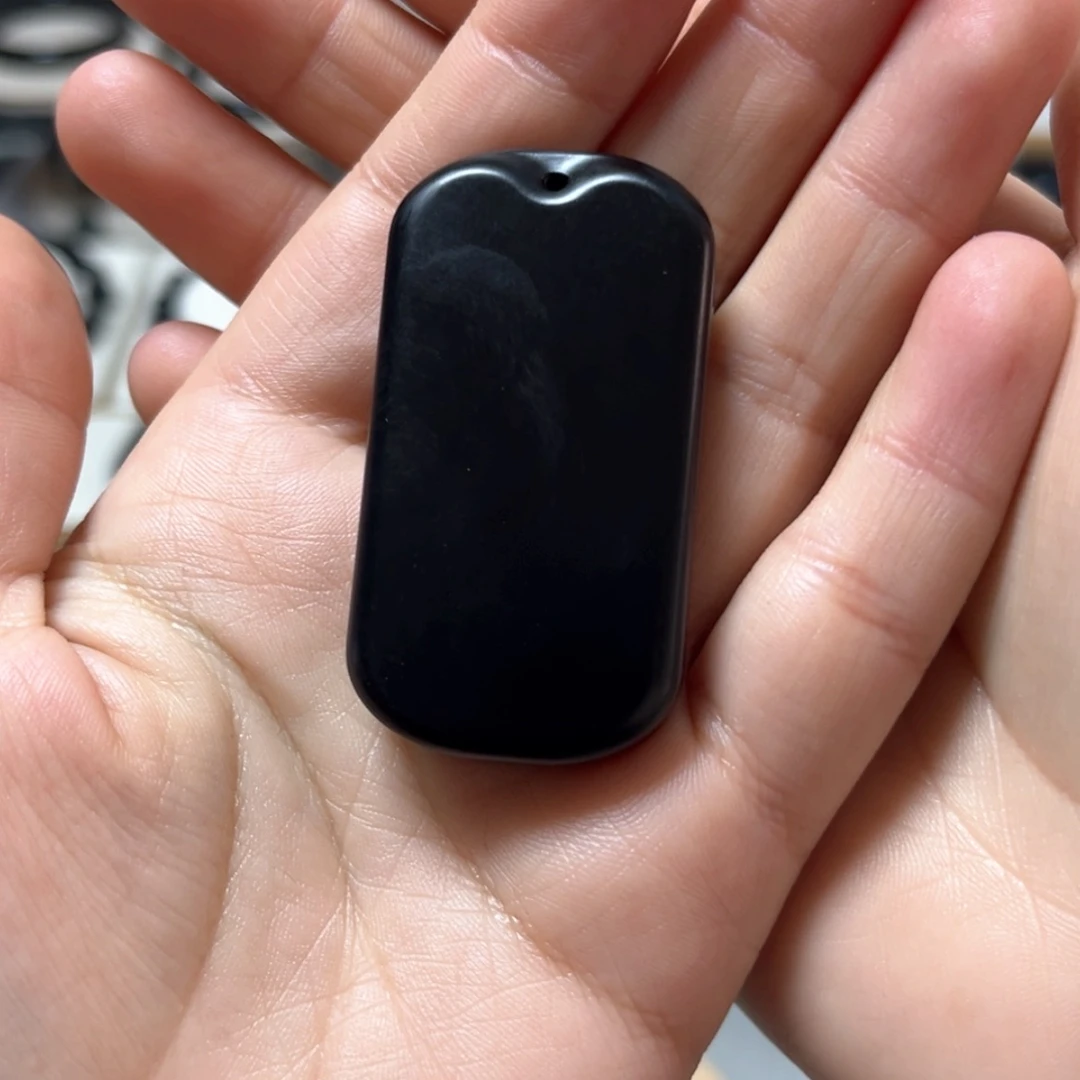 【闪购商品】和田玉（墨玉）老料35无事牌，40克左右未镶嵌单