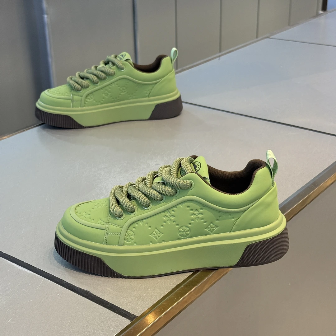 2025夏季新款厚底增高时尚潮流休闲鞋透气舒适百搭小白鞋轻便板鞋