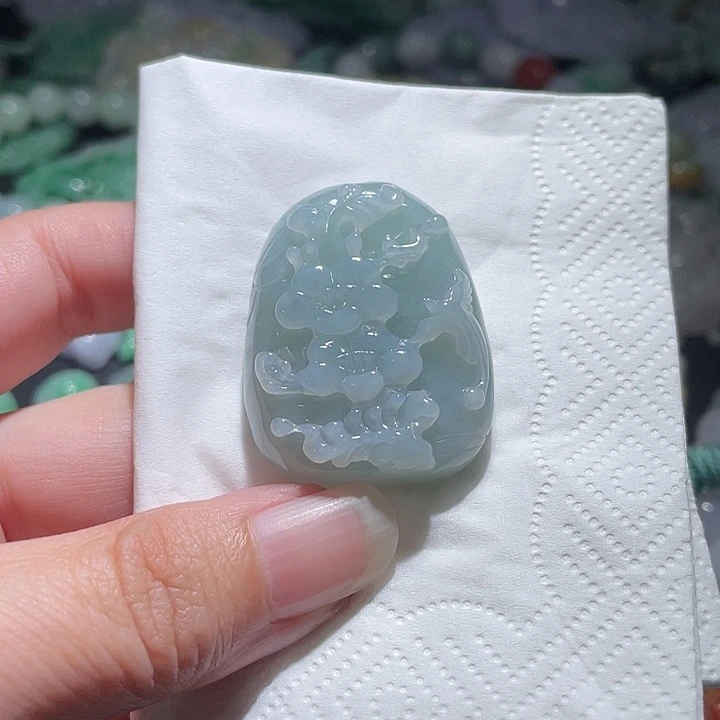 颈饰未镶嵌翡翠天