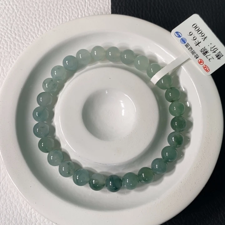 翡翠未镶嵌手链卡 6.6