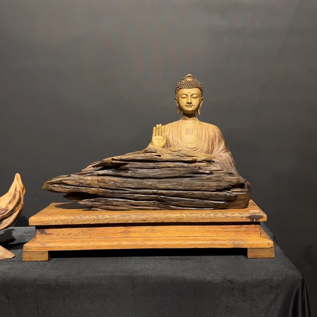楠木禅意根雕摆件座佛
