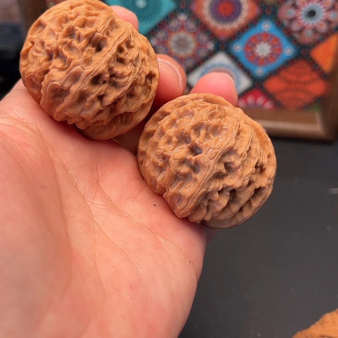 文玩核桃吊坠苹果42