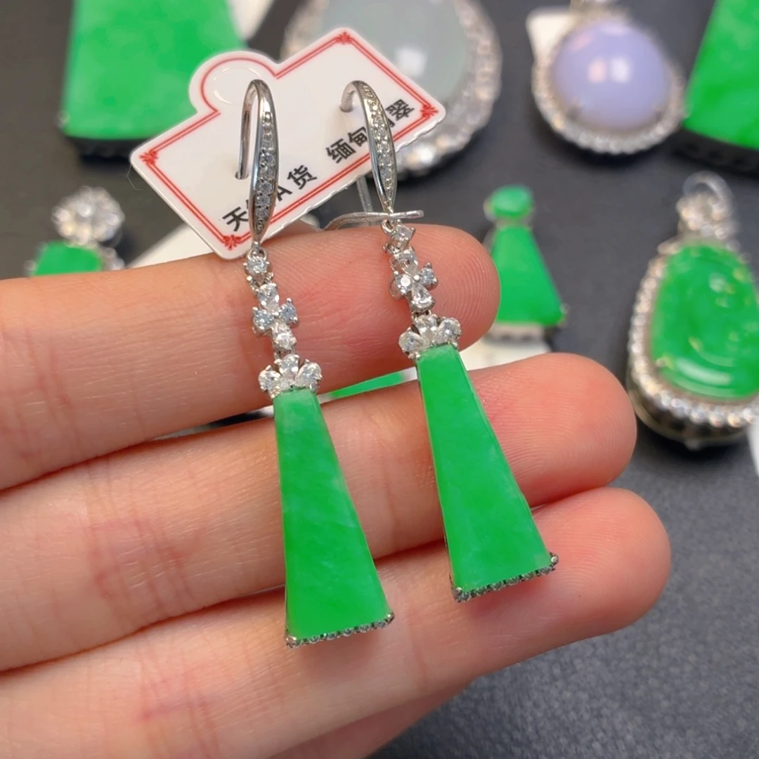 翡翠银S925镶嵌颈饰耳坠