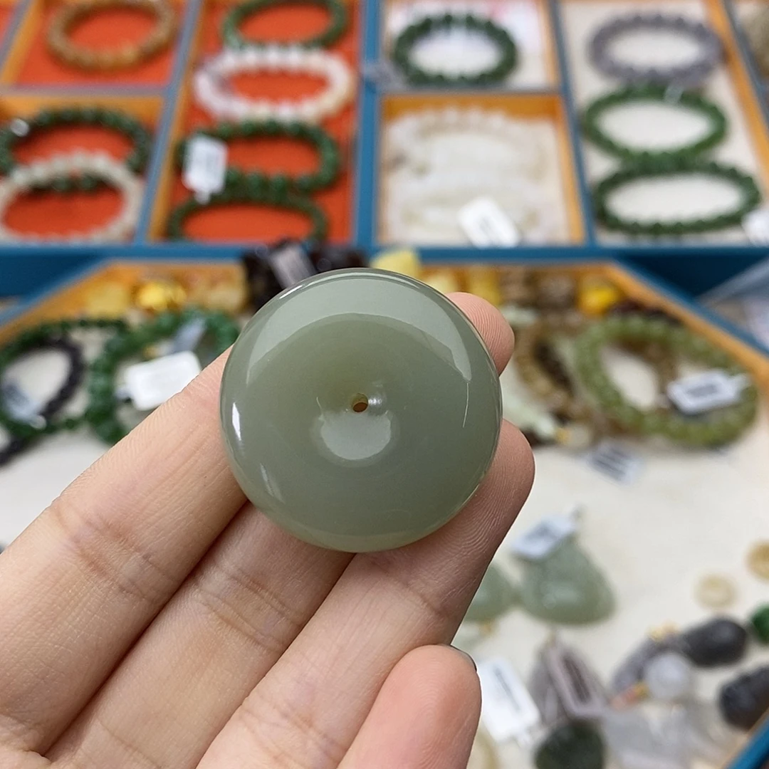 和田玉未镶嵌颈饰w34晴水平安扣