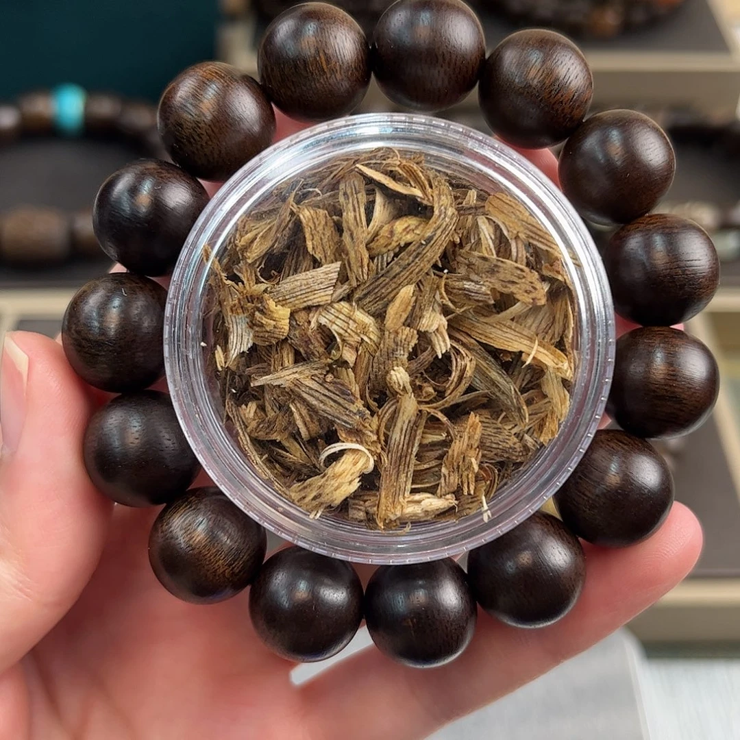 沉香碎屑沉香14mm越南芽庄玉化白奇楠沉水
