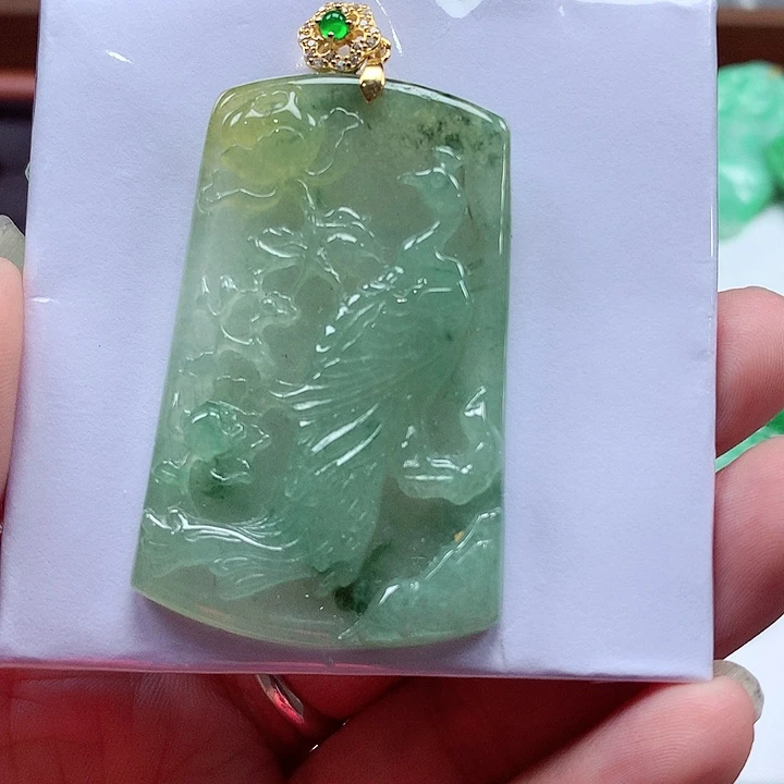 翡翠银S925镶嵌颈饰翡翠