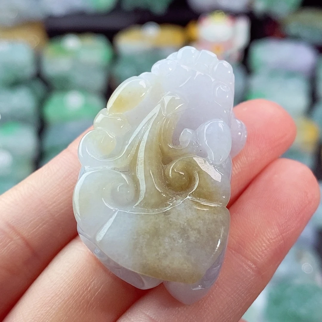 颈饰未镶嵌翡翠天然