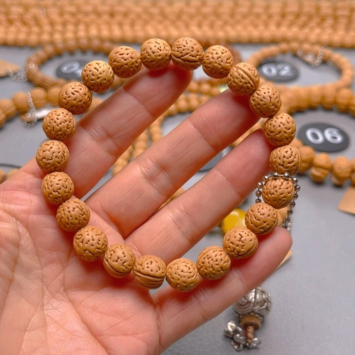 植***野菩提籽类桃核手串