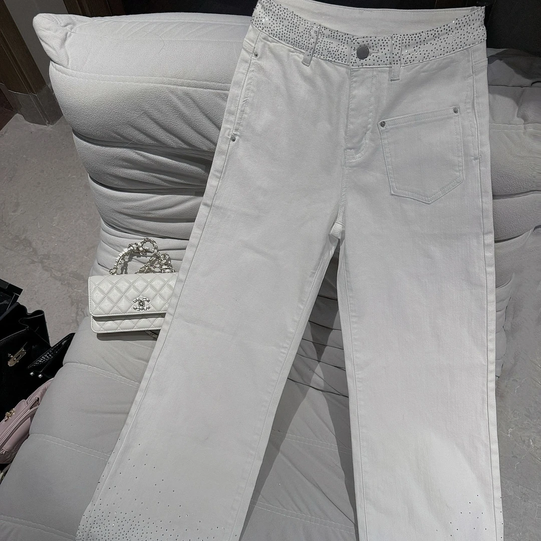 【星光熠熠】白色重工烫钻牛仔裤高腰显瘦休闲百搭宽松直筒裤