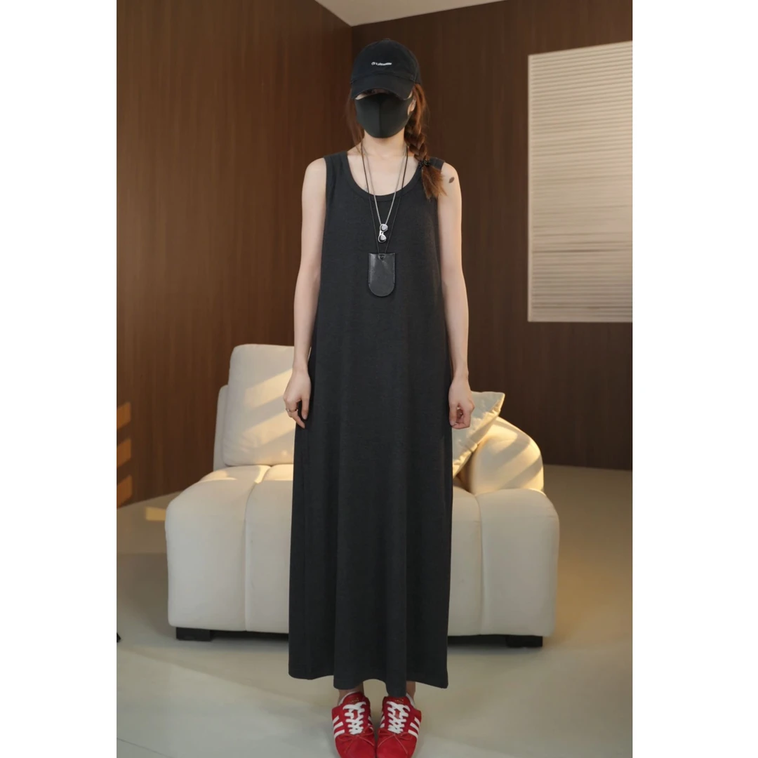 硕哥慵懒随性背心连衣裙百搭显瘦无袖长裙松弛感 22997